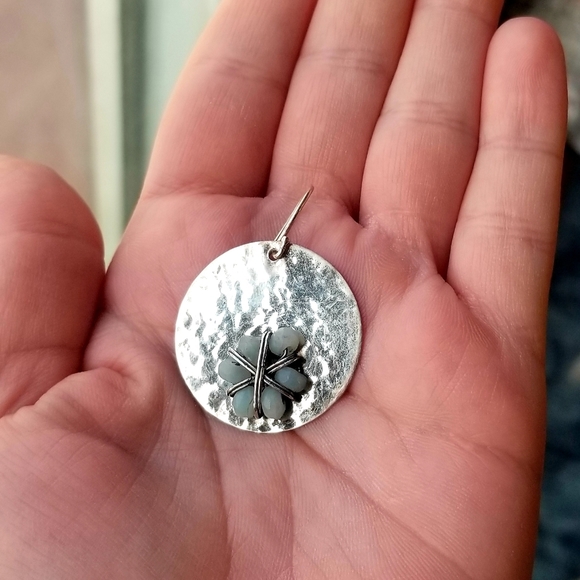 Silpada Quartzite Flower Earrings - Picture 7 of 7